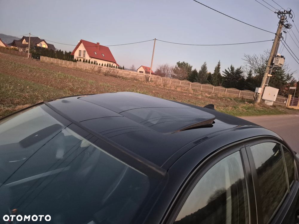 BMW Seria 3 318i Edition Exclusive - 13