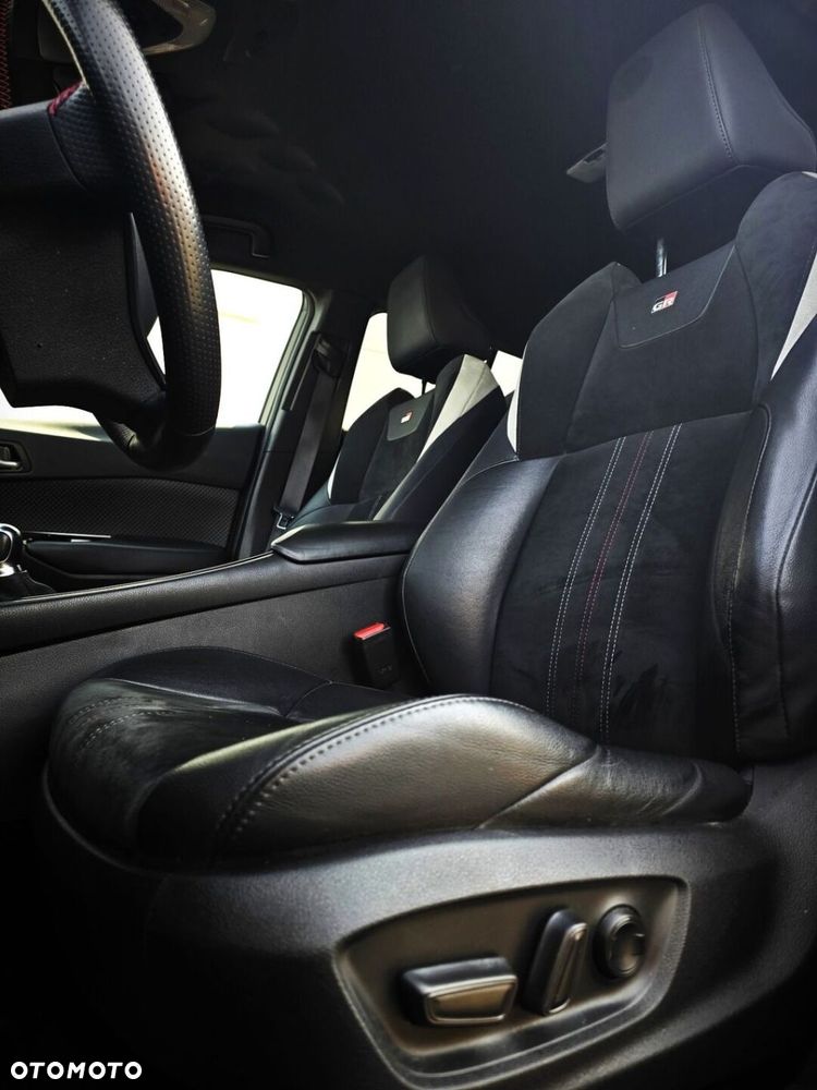 Toyota C-HR 1.8 Hybrid GPF GR Sport - 23