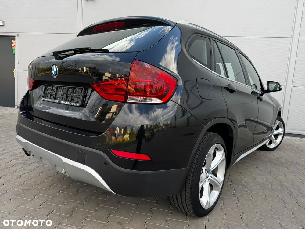 BMW X1 sDrive18d xLine - 13