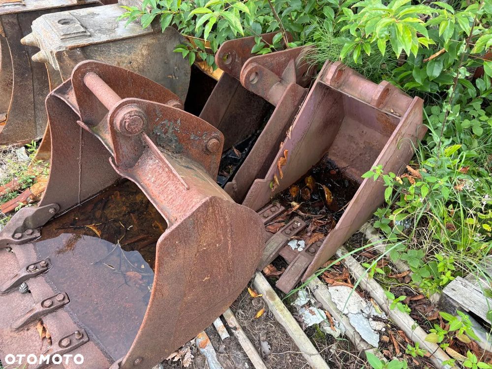 Łyżka do kopania 90cm Komatsu WB 93 97 CAT 428c 432D E 428D E