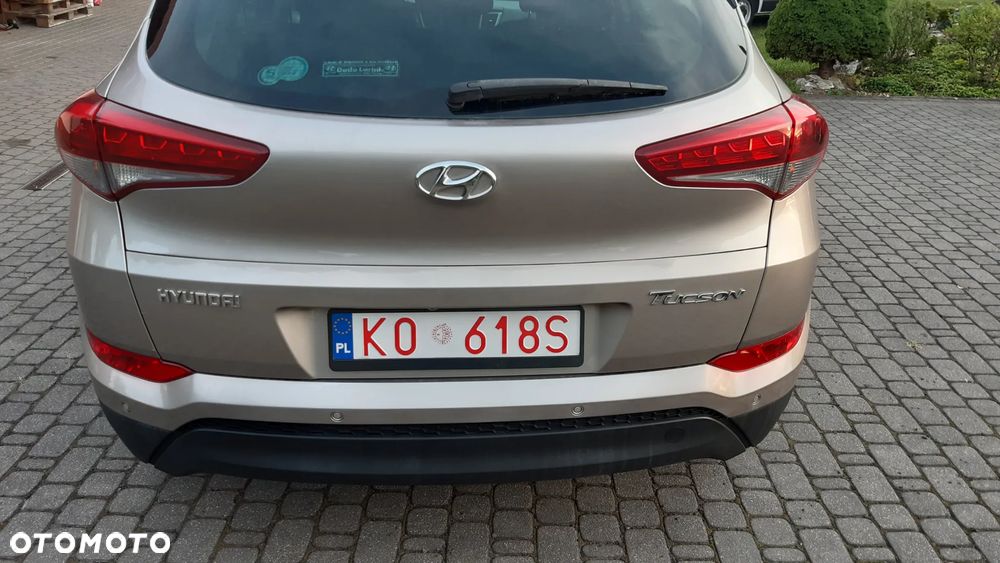 Hyundai Tucson - 2