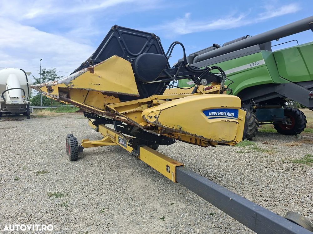 New Holland CX 6.90 ST5 COMBINA AGRICOLA CU HEDER PAIOASE 760CG 6,70M/22FT VF SI CARUCIOR TRANSPORT - 28