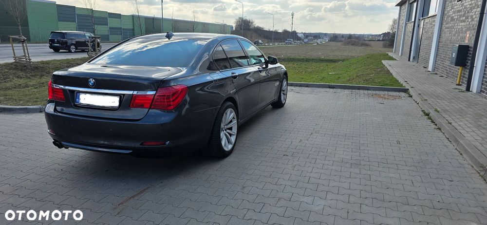 BMW Seria 7 730d - 8