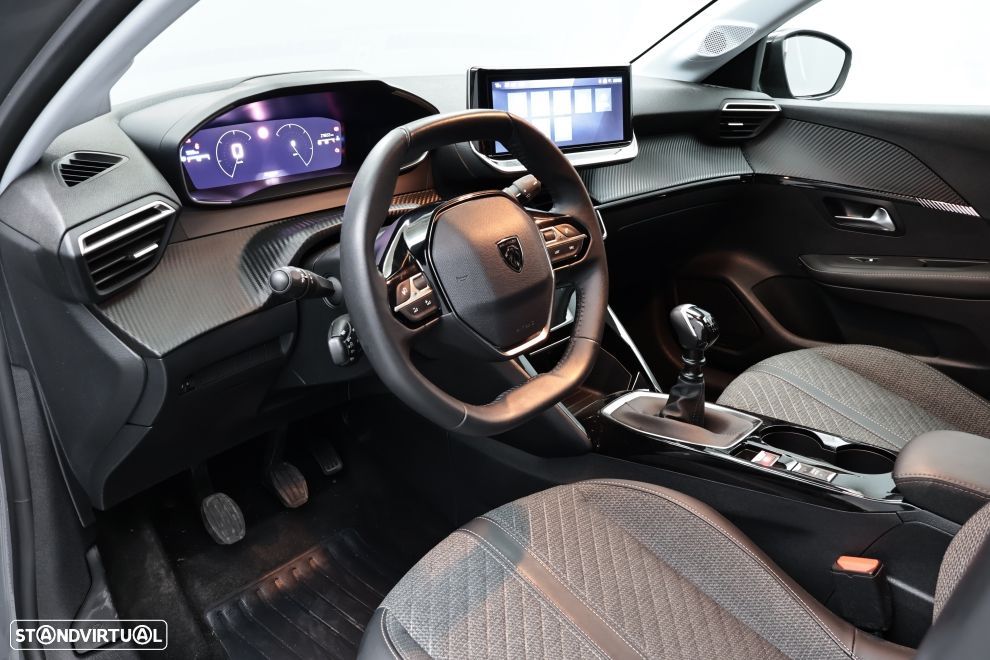 Peugeot 208 1.2 PureTech Allure - 21