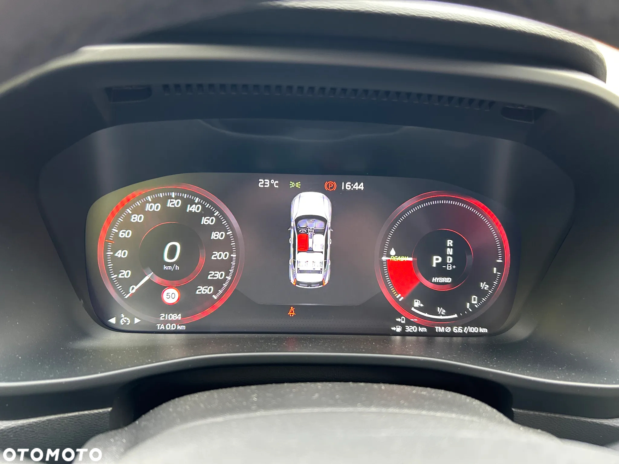 Volvo XC 40 T4 Plug-In Hybrid Plus Dark - 28