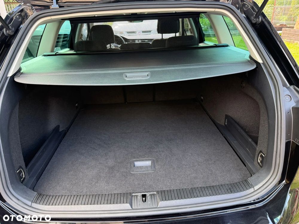 Volkswagen Passat 1.6 TDI (BlueMotion Technology) Comfortline - 14
