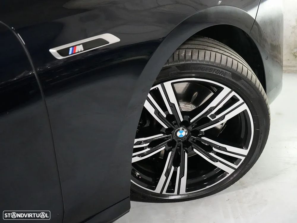 BMW 760 M760e xDrive - 20