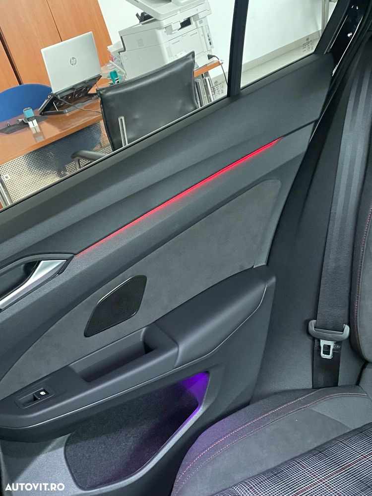 Volkswagen Golf - 17