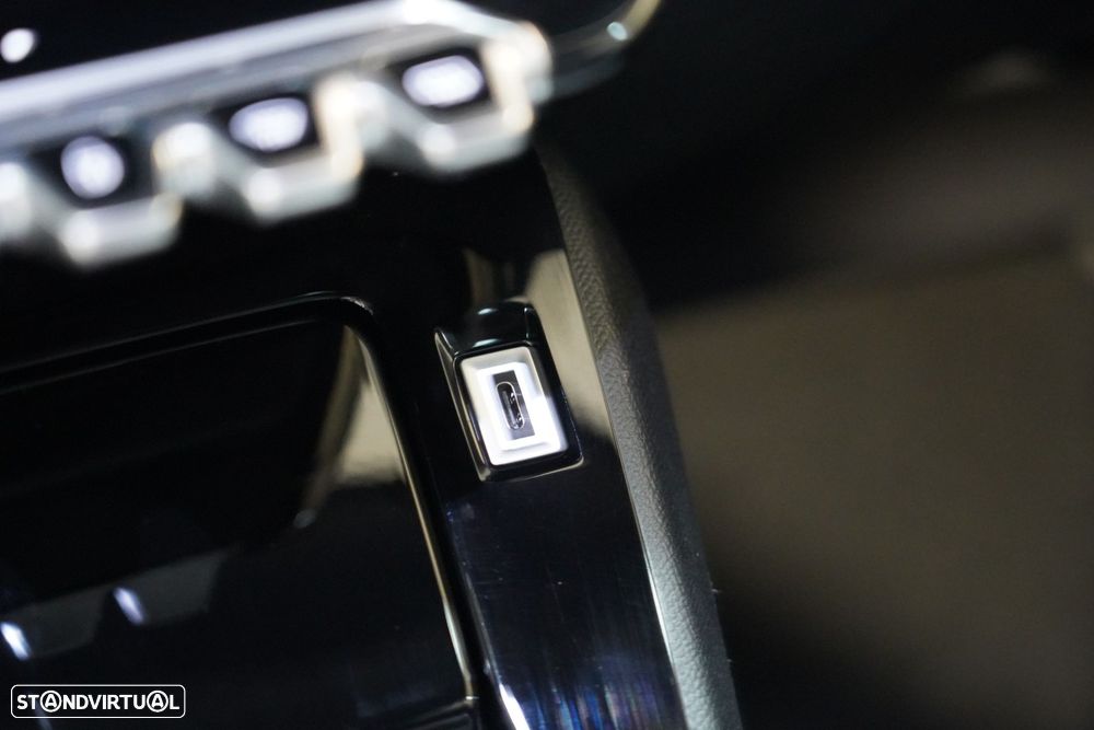 Peugeot 2008 PureTech 100 Allure - 33