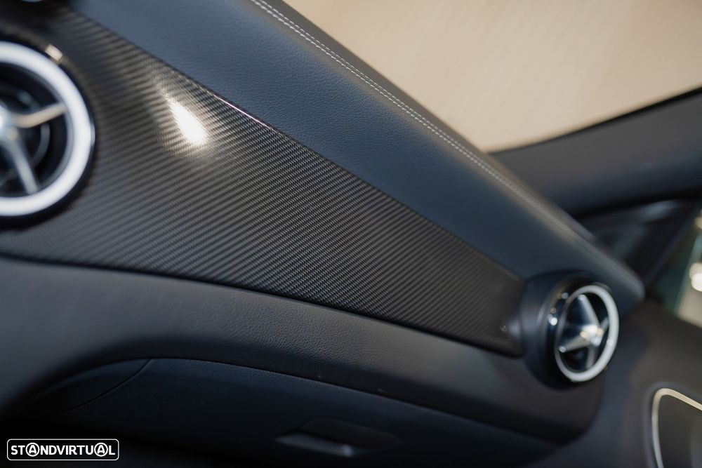 Mercedes-Benz GLA 200 - 31