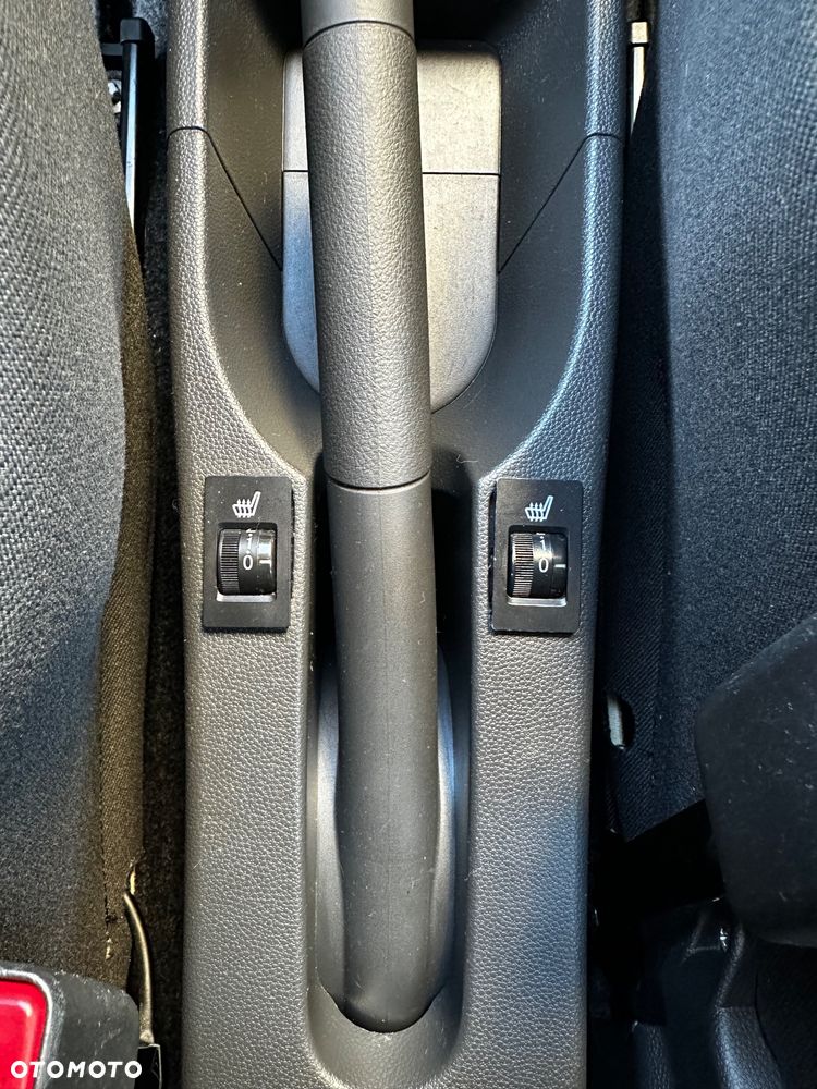 Opel Agila - 30