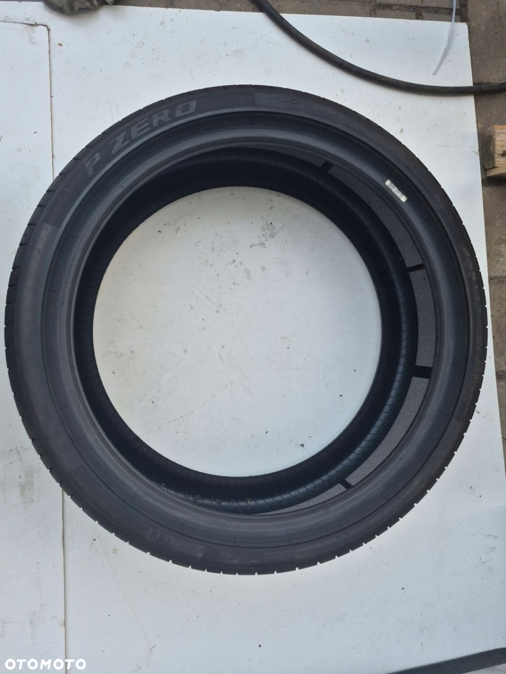PIRELLI P ZERO 255/35R21 98Y 24R 1X - 3