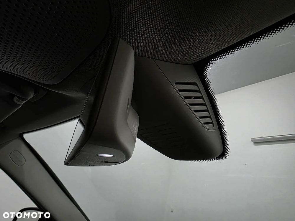 Mercedes-Benz Klasa C 220 d T 9G-TRONIC - 28