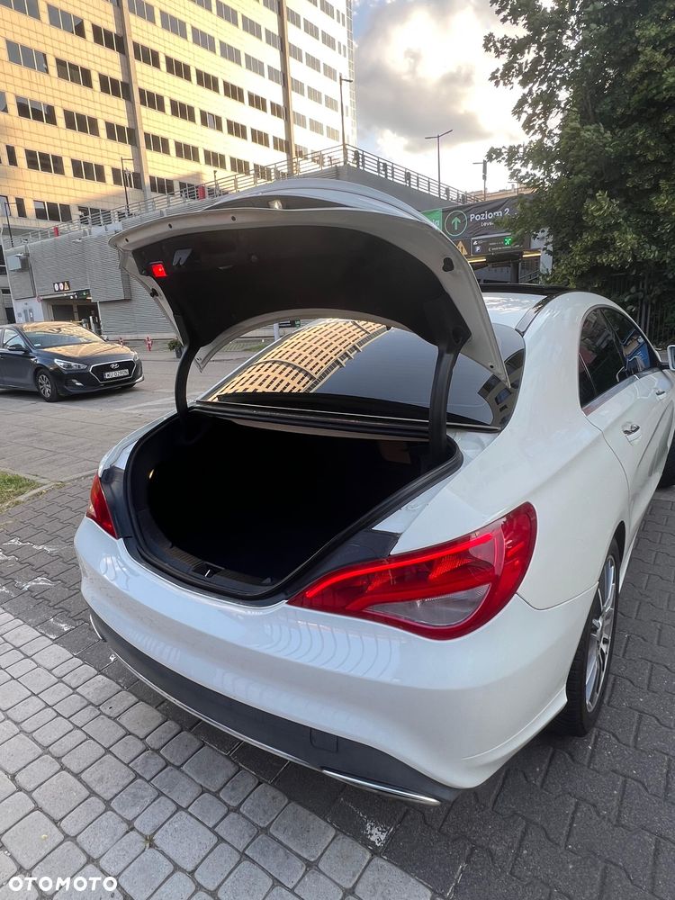 Mercedes-Benz CLA 250 7G-DCT - 14