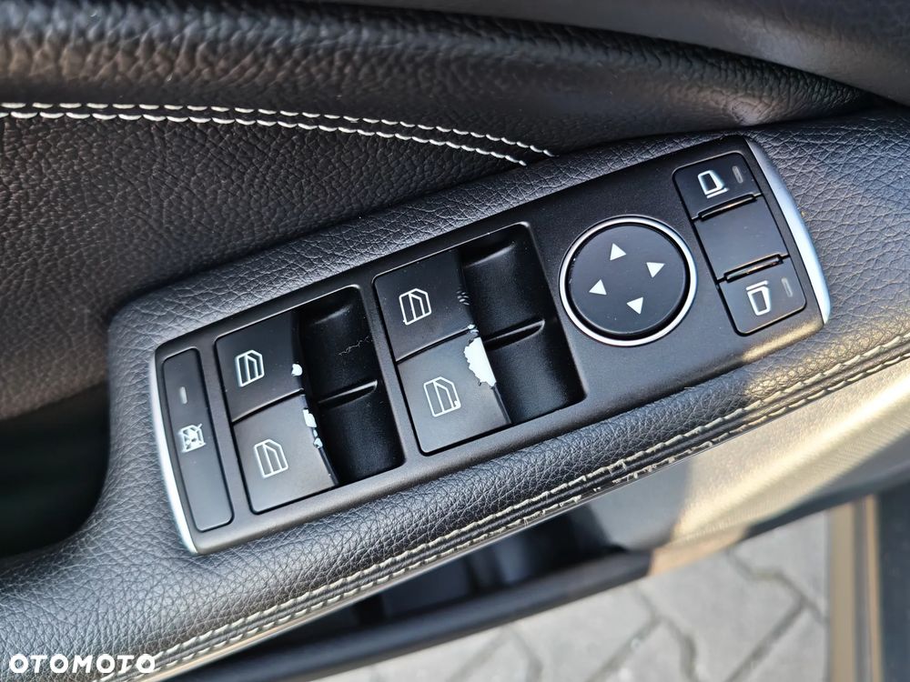 Mercedes-Benz GLA - 22