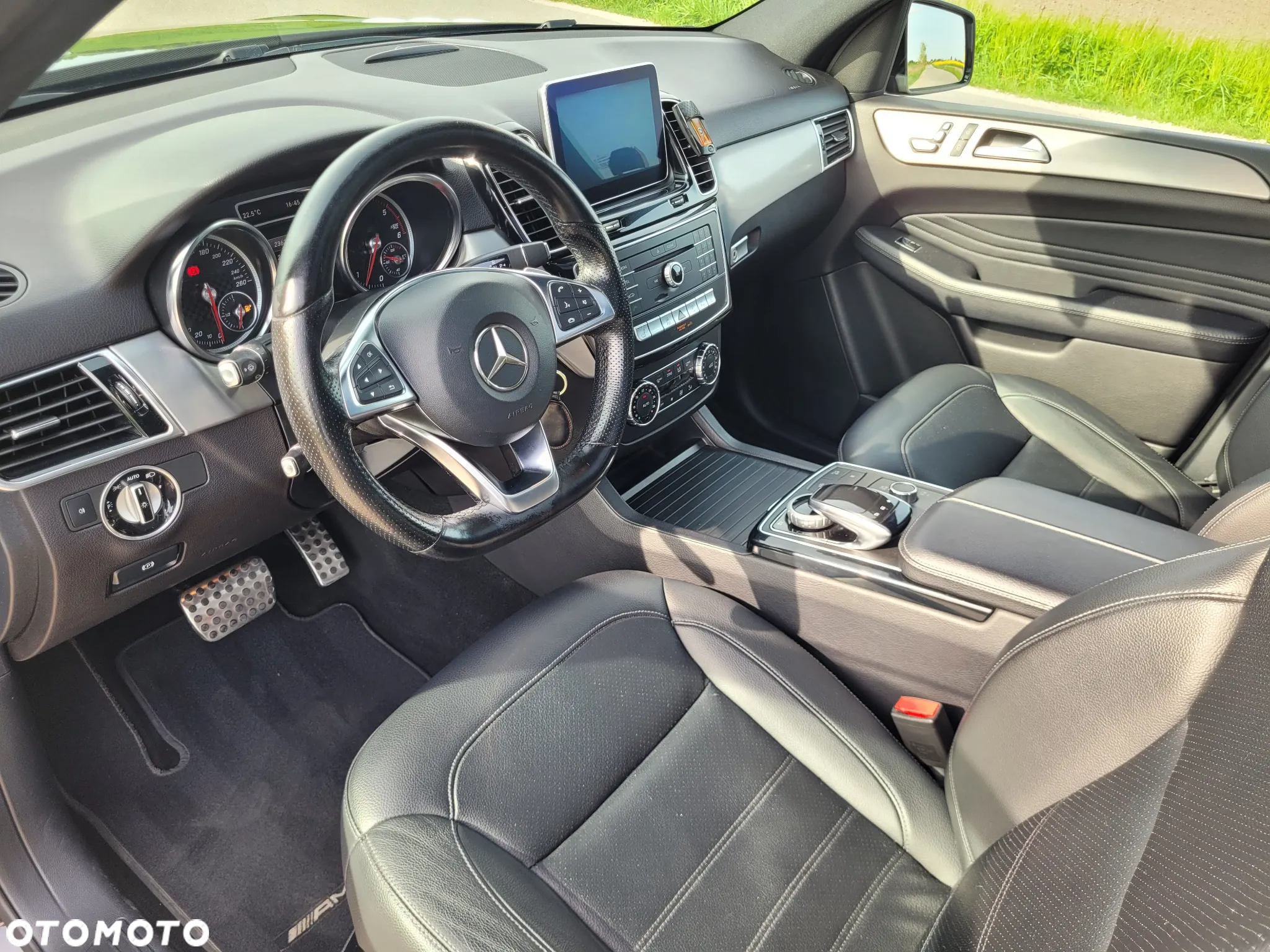 Mercedes-Benz GLE 350 d 4-Matic - 13