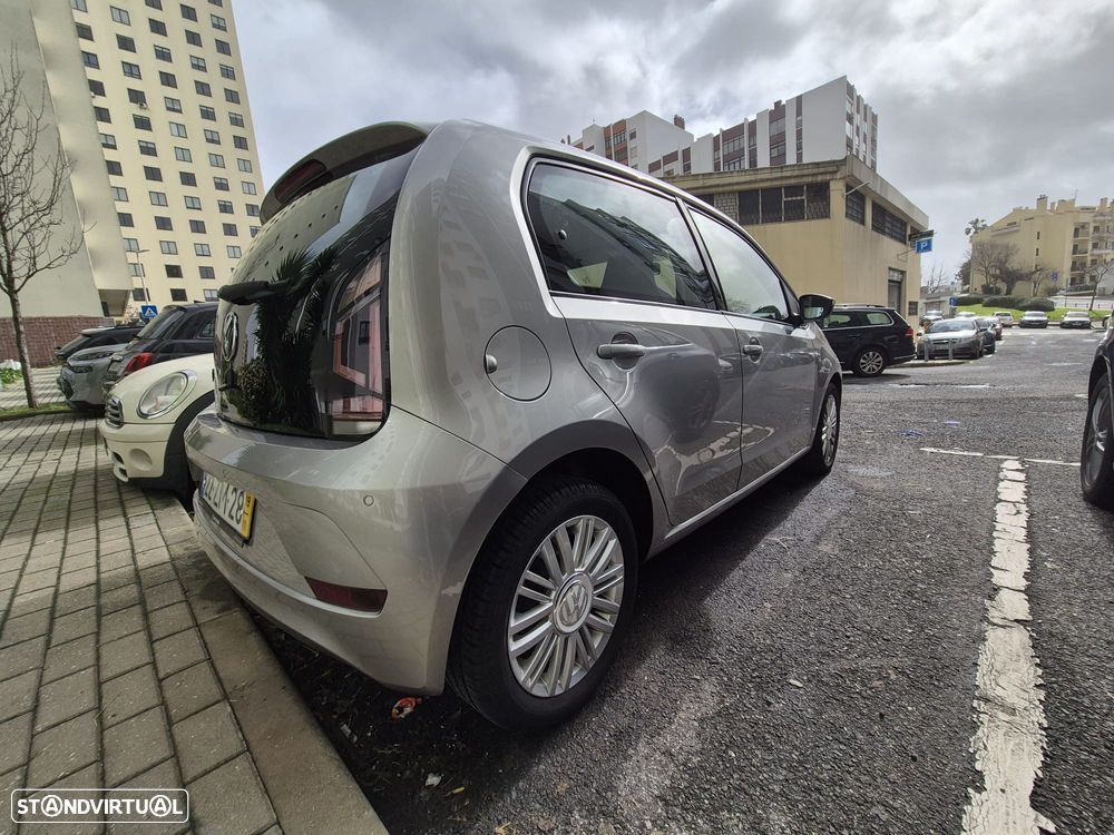 VW Up! 1.0 Move - 4