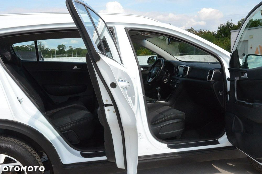 Kia Sportage 1.6 GDI 2WD ISG Spirit - 34