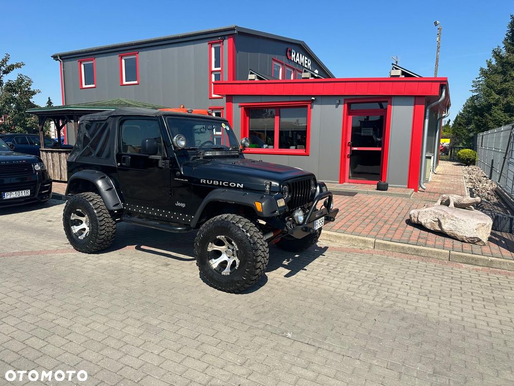 Jeep Wrangler - 1