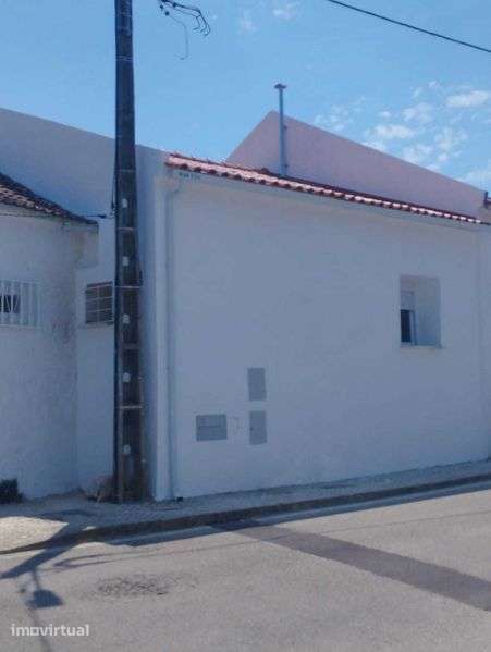 Moradia recém remodelada - Grande imagem: 2/2