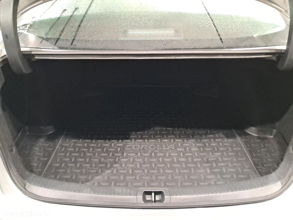 Toyota Corolla 1.8 Hybrid Comfort - 11