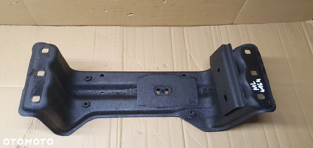 Łapa mocowanie wspornik skrzyni Mercedes ML W164 3.0 CDI - 2