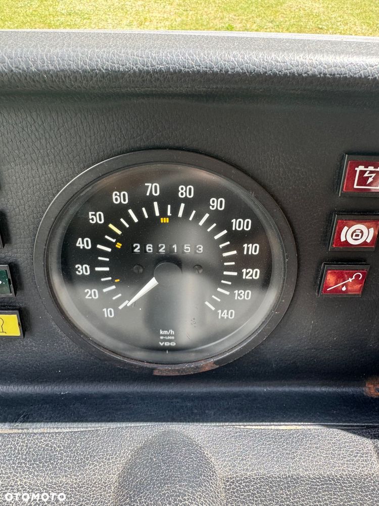 Mercedes-Benz 207D KAMPER - 19