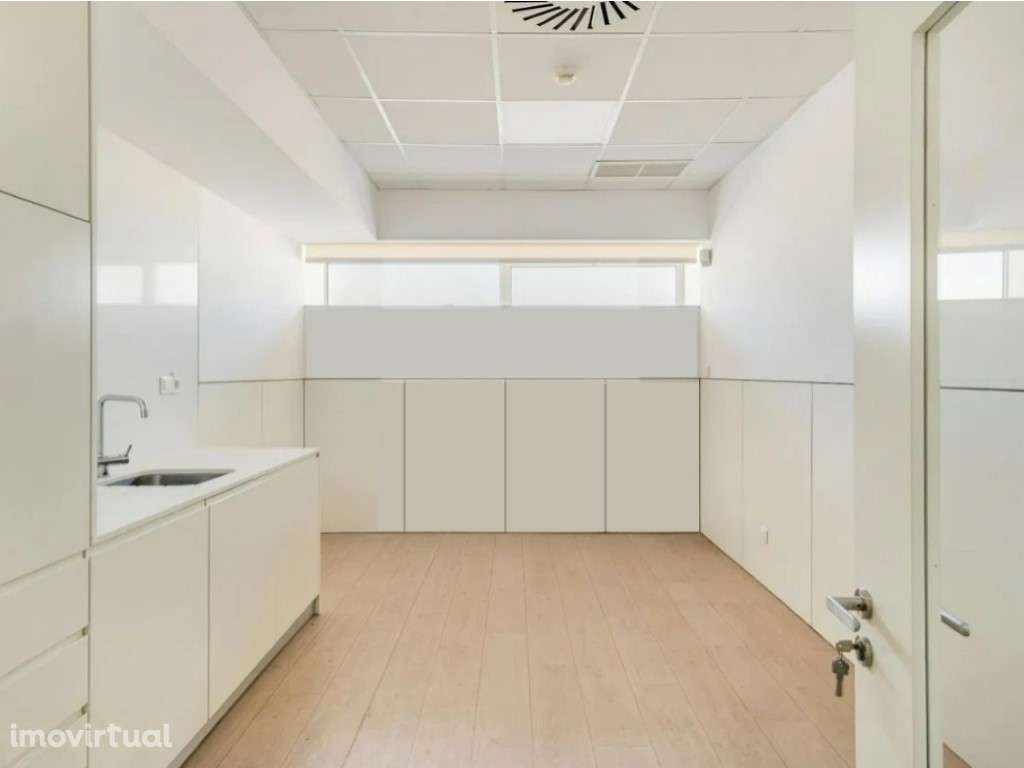 Escritórios na Zona Industrial da Maia - Grande imagem: 3/6