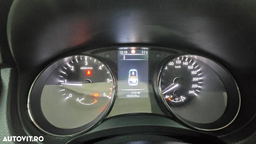 Nissan Qashqai 1.5 DCI Start/Stop N-Connecta - 12