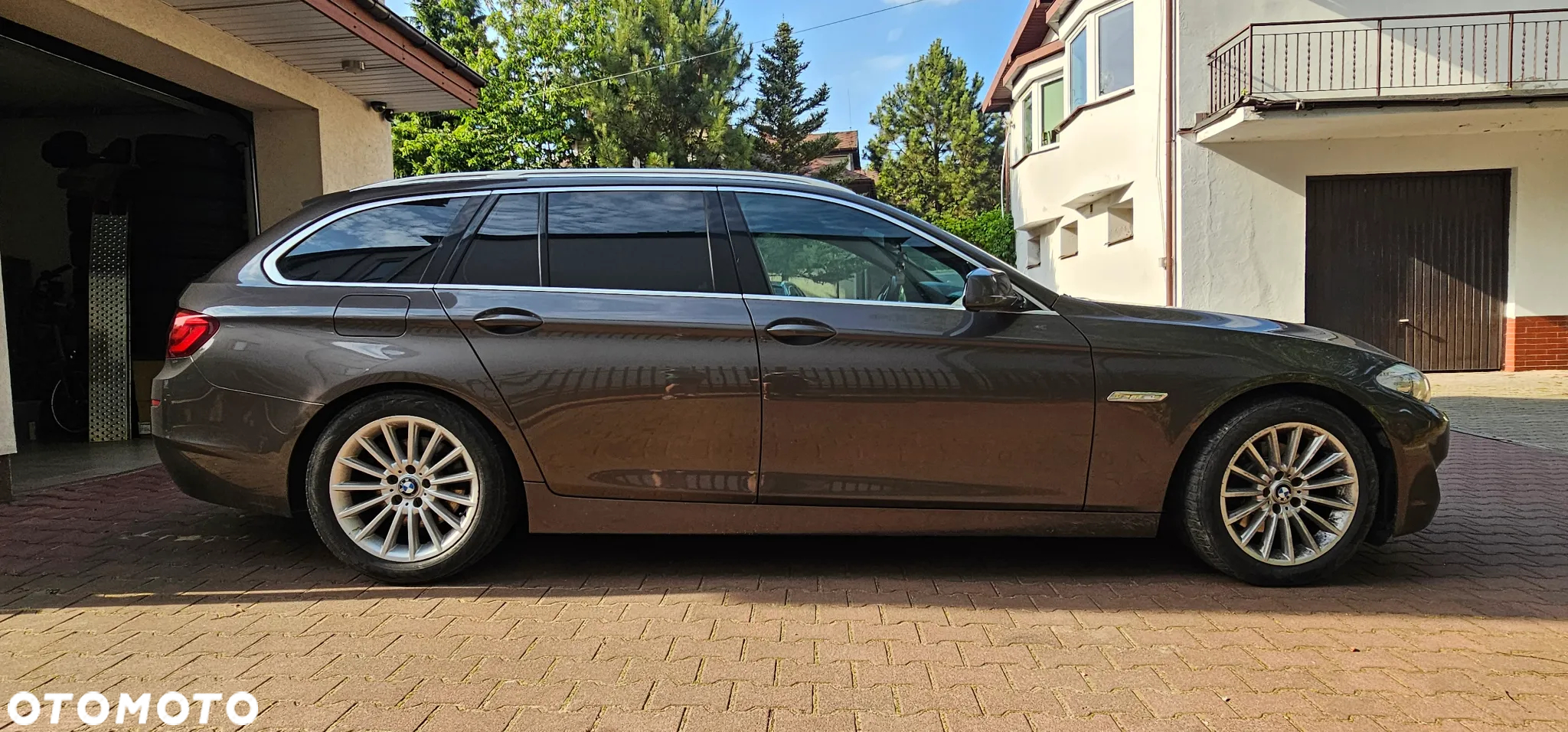 BMW Seria 5 520d Touring - 6