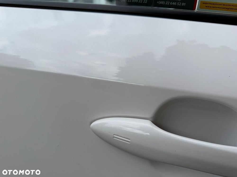Toyota Corolla 1.8 Hybrid Executive - 27