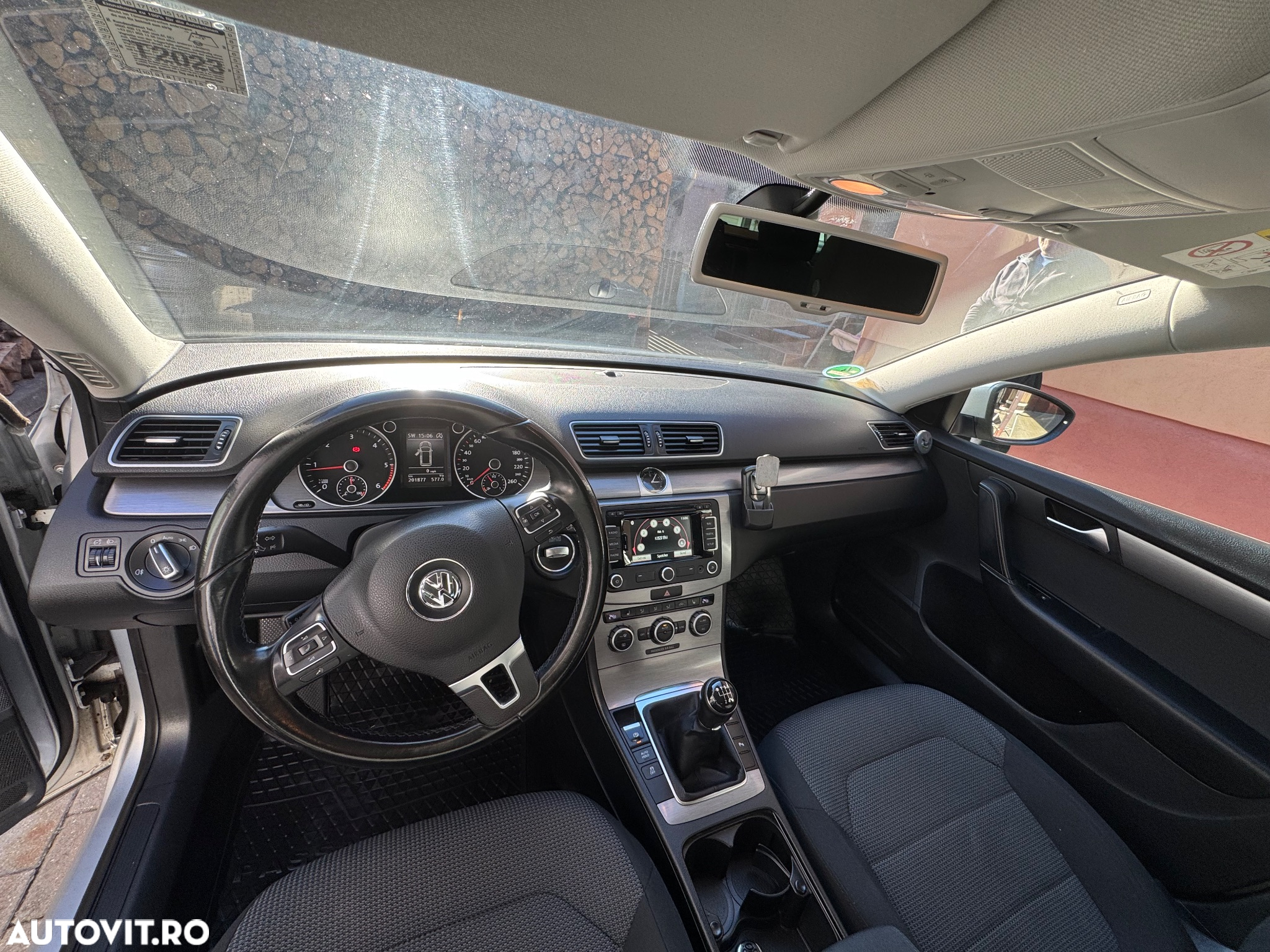 Volkswagen Passat Variant 2.0 Blue TDI SCR Comfortline - 5