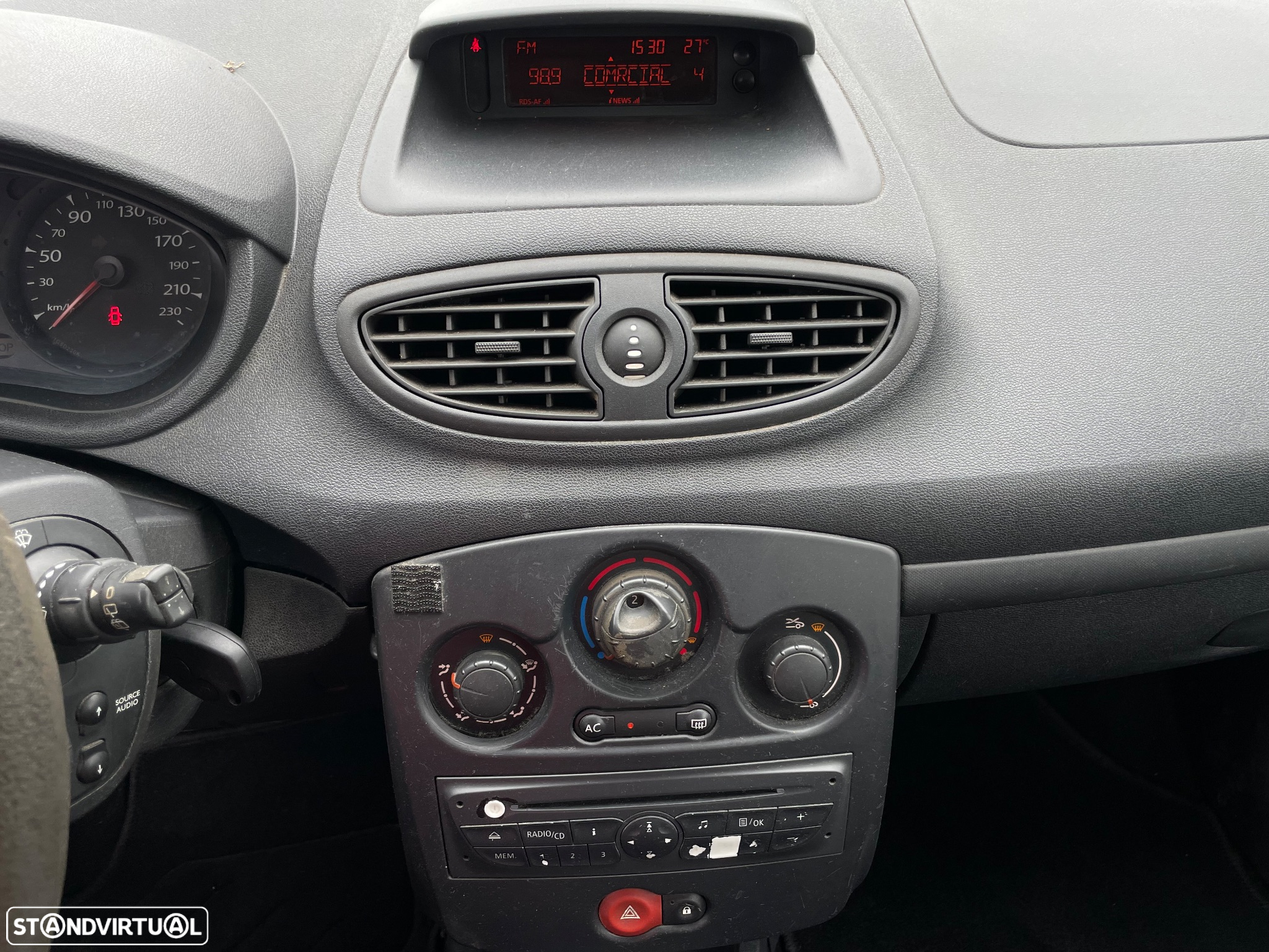 Renault Clio 1.5 dCi SE Storia - 10