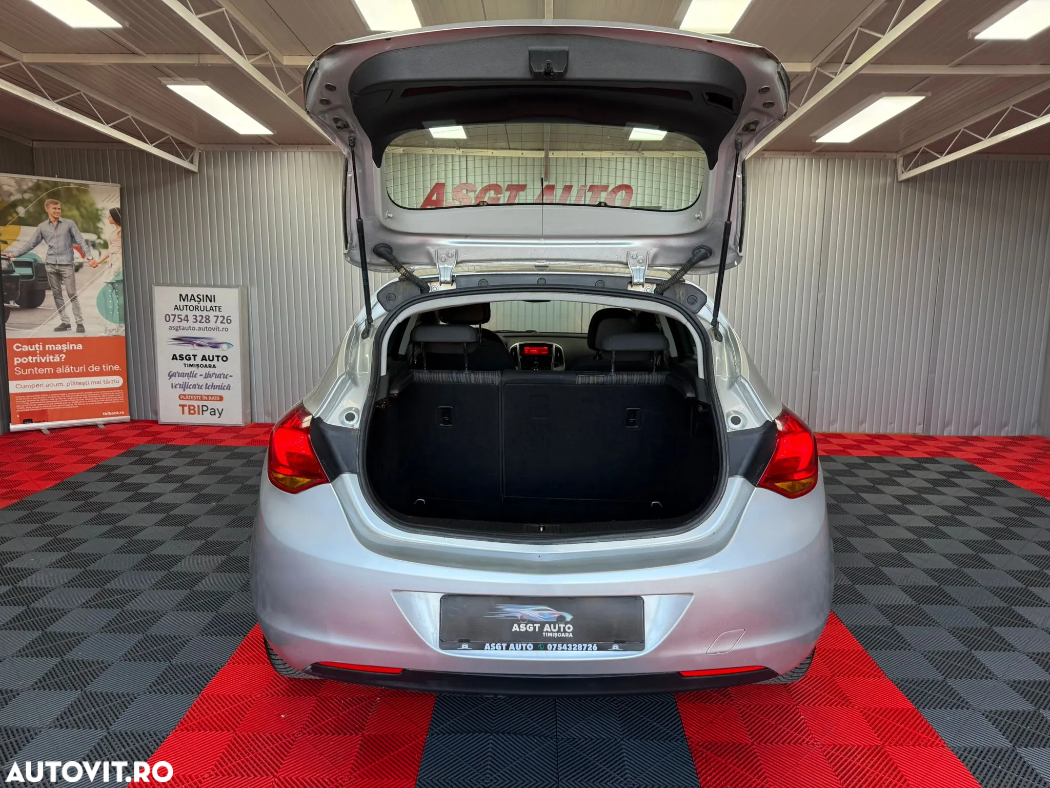 Opel Astra 1.6 - 17