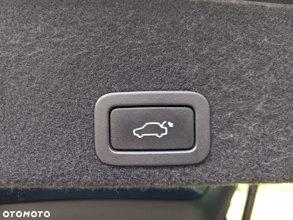 Volvo XC 60 D3 Momentum - 17