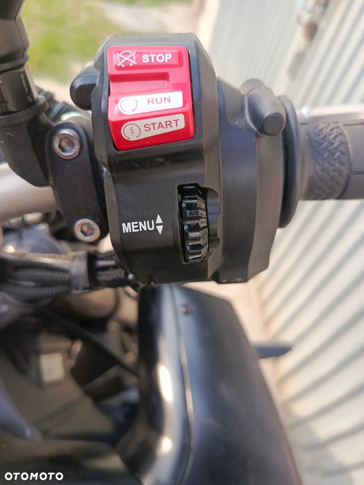 Yamaha MT - 10