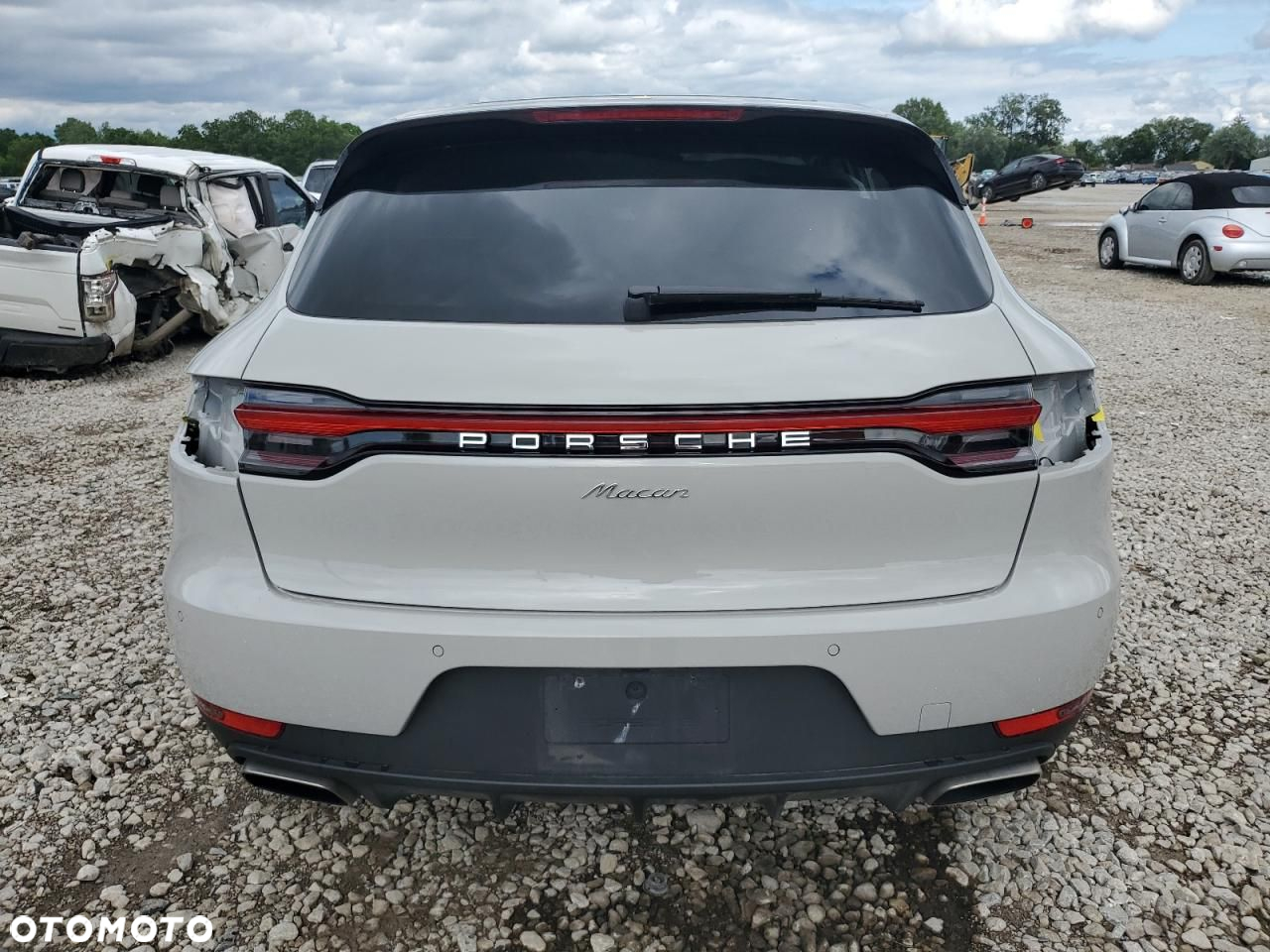 Porsche Macan - 3