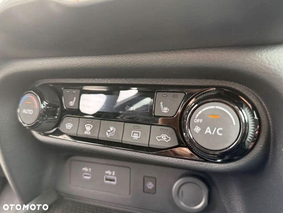 Nissan Juke - 10