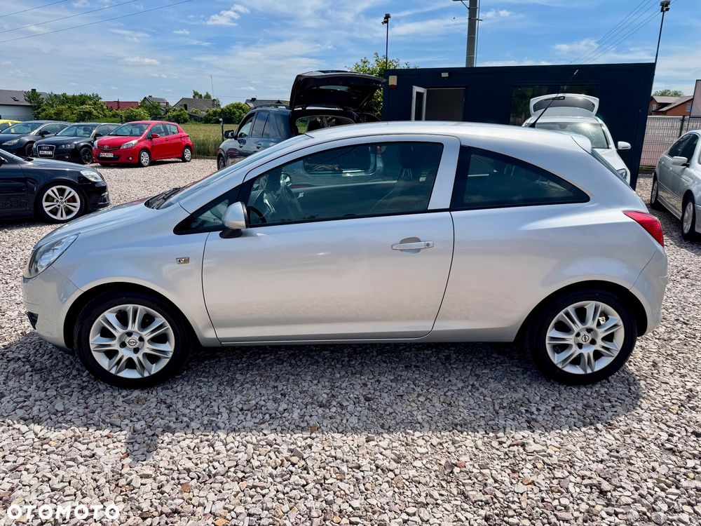 Opel Corsa - 11