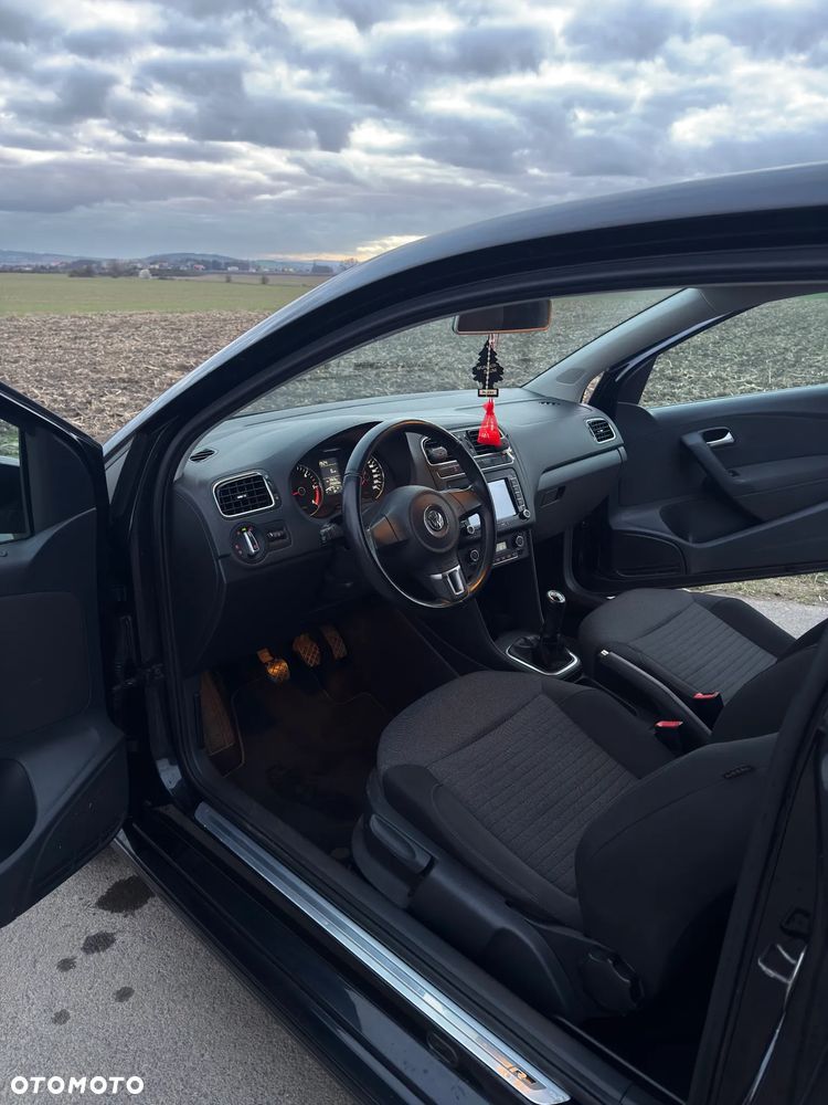 Volkswagen Polo - 25