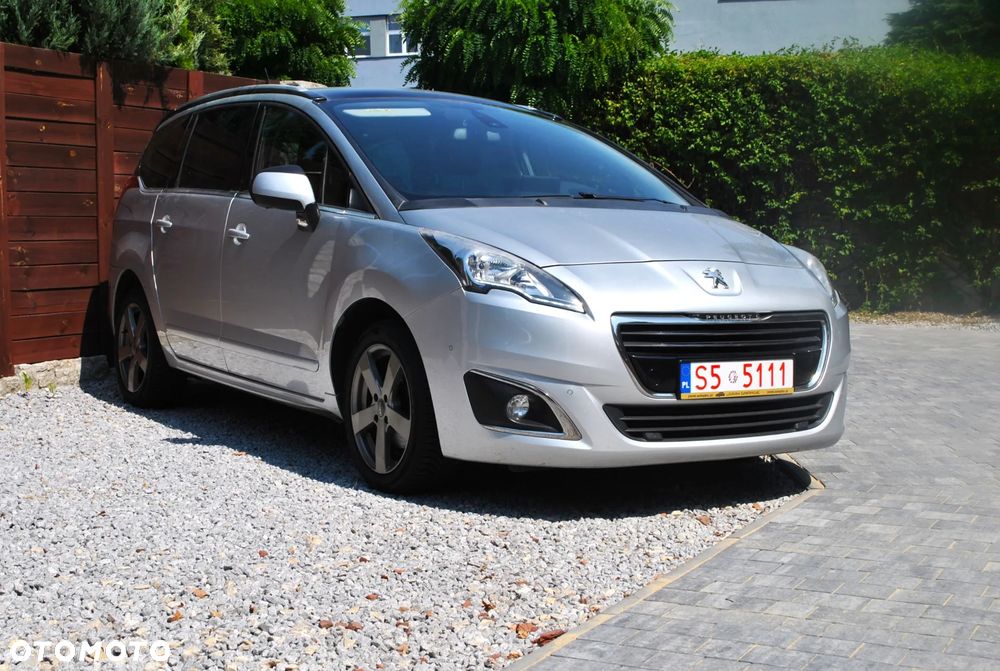 Peugeot 5008 2.0 HDi Allure 7os - 7