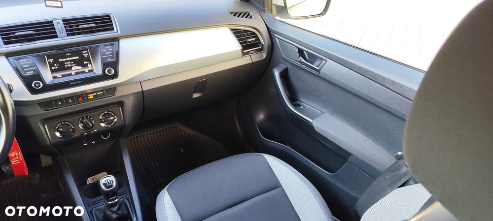 Skoda Fabia 1.2 TSI Ambition - 32
