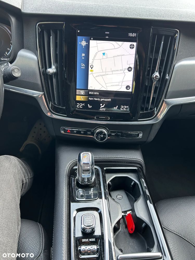 Volvo V90 T8 Twin Engine AWD Momentum - 17