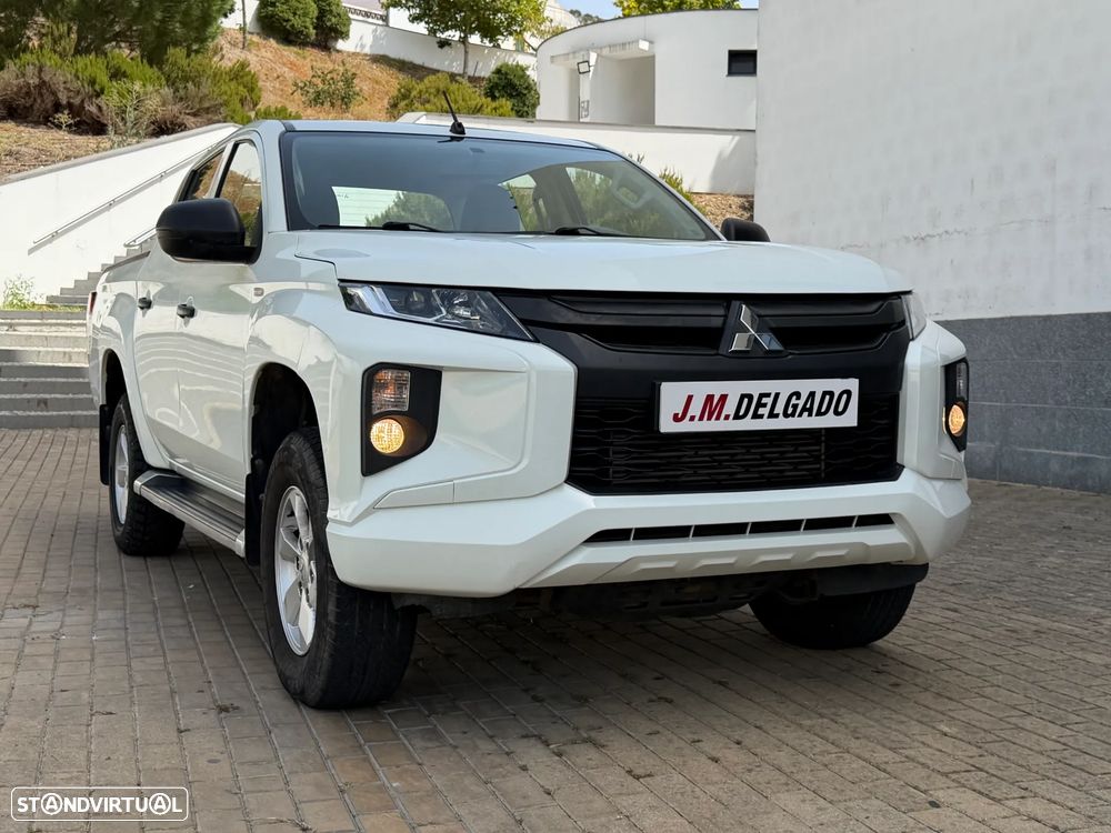 Mitsubishi L200 2.3 DI-D CD Invite 4WD - 3