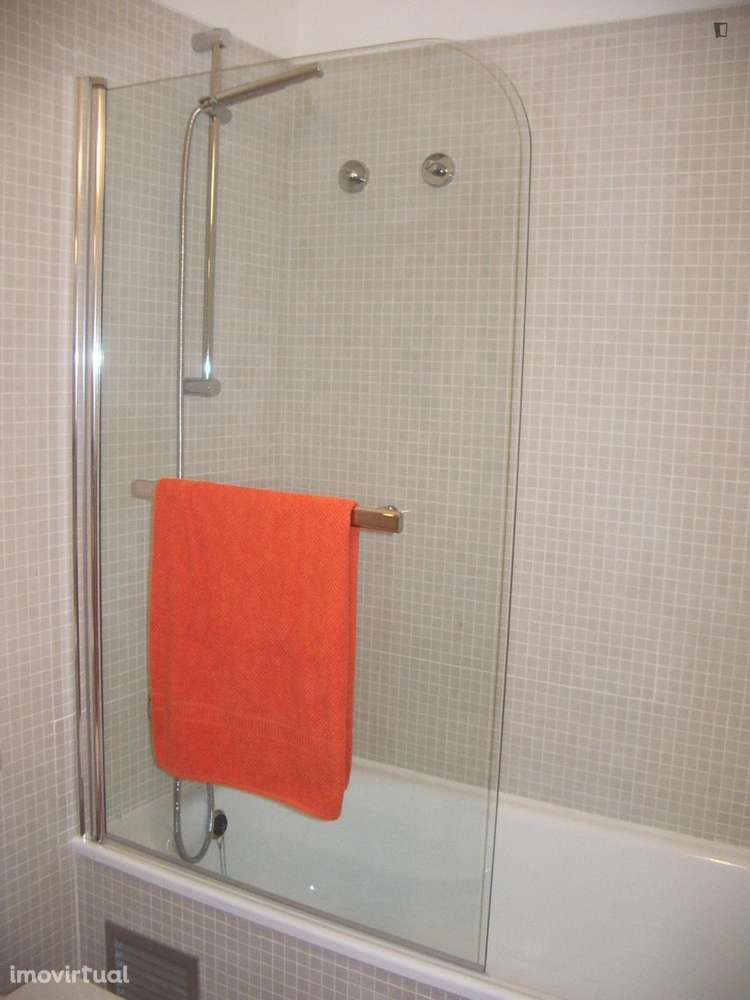 Apartamento com 1 quartos - localizado em Entrecampos Lisbon - Grande imagem: 5/13