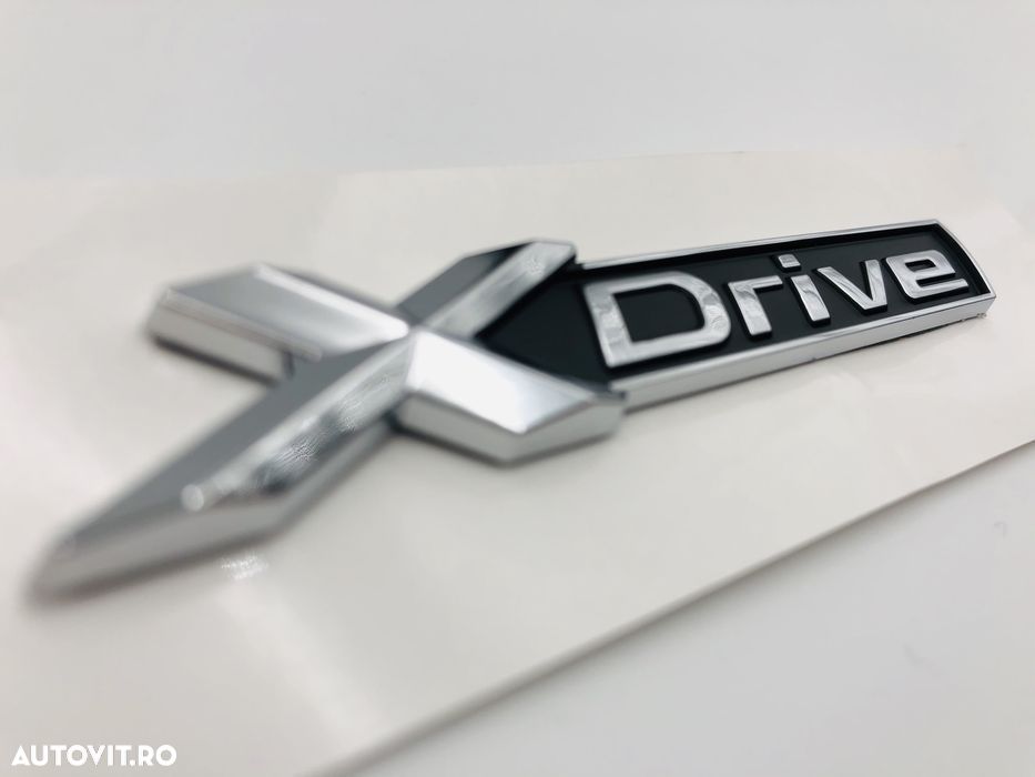 Emblema BMW X-drive model nou - 4