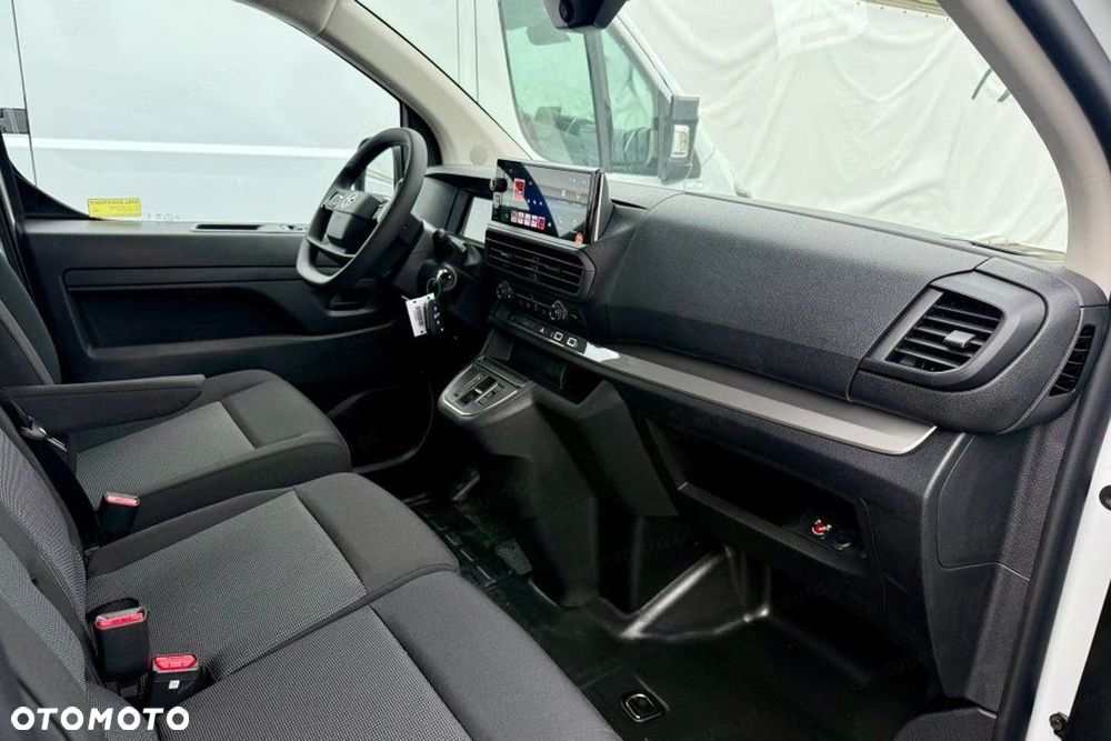 Opel Vivaro XL L2H1 EAT8 2.2 150KM - 8