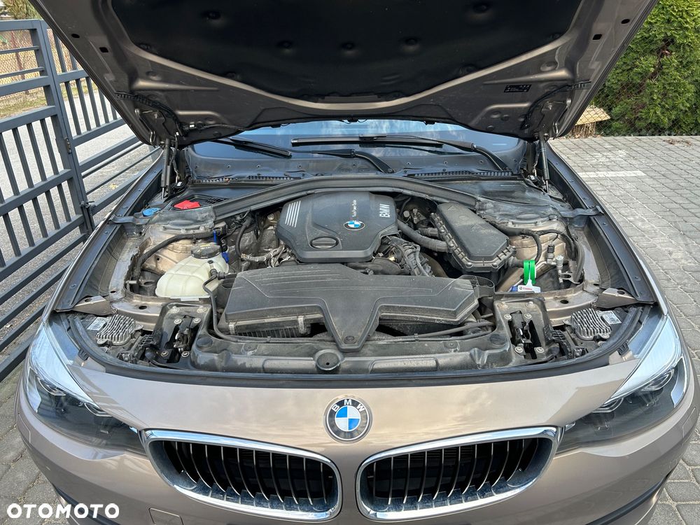 BMW 3GT 318d Luxury Line - 12
