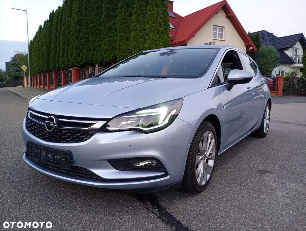 Opel Astra 1.4 T Dynamic S&S - 21