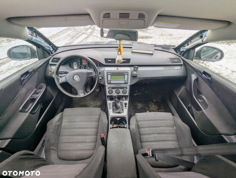 VW Passat B6 kombi 2.0 BMP L041 na części - 7